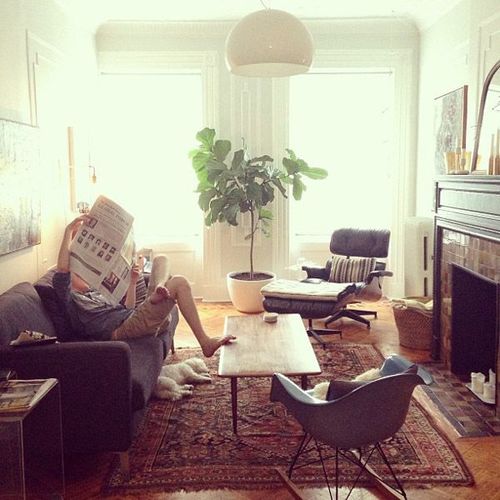 roommates, dating, relationships