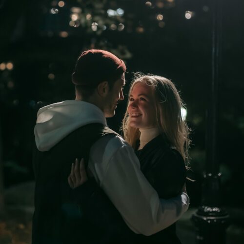 Swipe Culture: The Pros and Cons of Modern Dating Apps